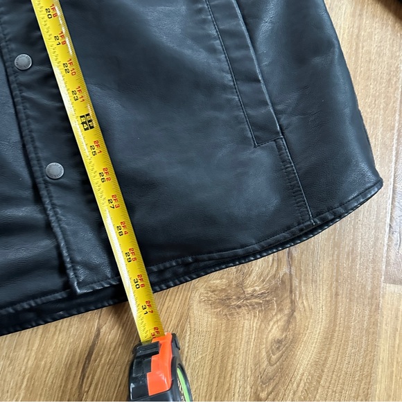 LEVIS Faux Leather Sherpa Lined Black Snap Zip Trucker Jacket NWT Mens Sz M - Picture 6 of 12